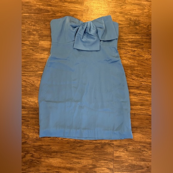 Lilly Pulitzer CARLYNN STRAPLESS BOW DRESS – MORELLE BLUE. Size 10 - Picture 2 of 8
